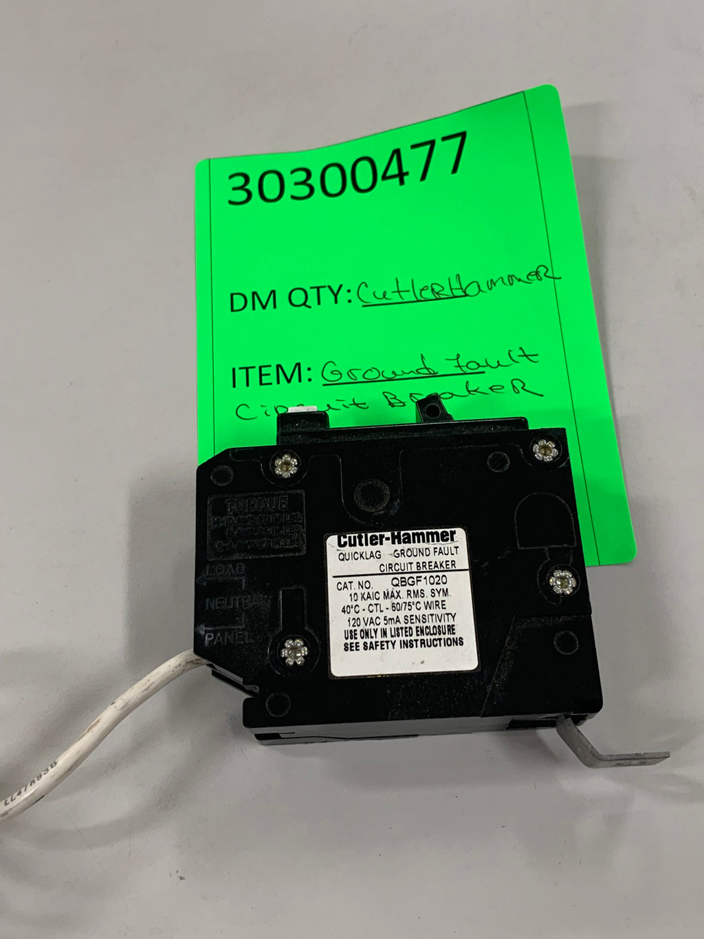 CUTLER HAMMER GRD FAULT CIRCUIT BREAKER QBGF1020