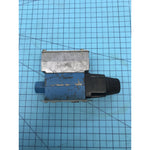 Vickers DG4V-3-2BP-L-M-W-B-40 Hydraulic Directional Control Valve