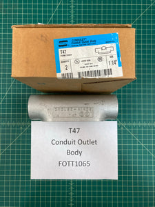 COOPER Conduit Outlet Body T47 Size 1-1/4 Qty 2