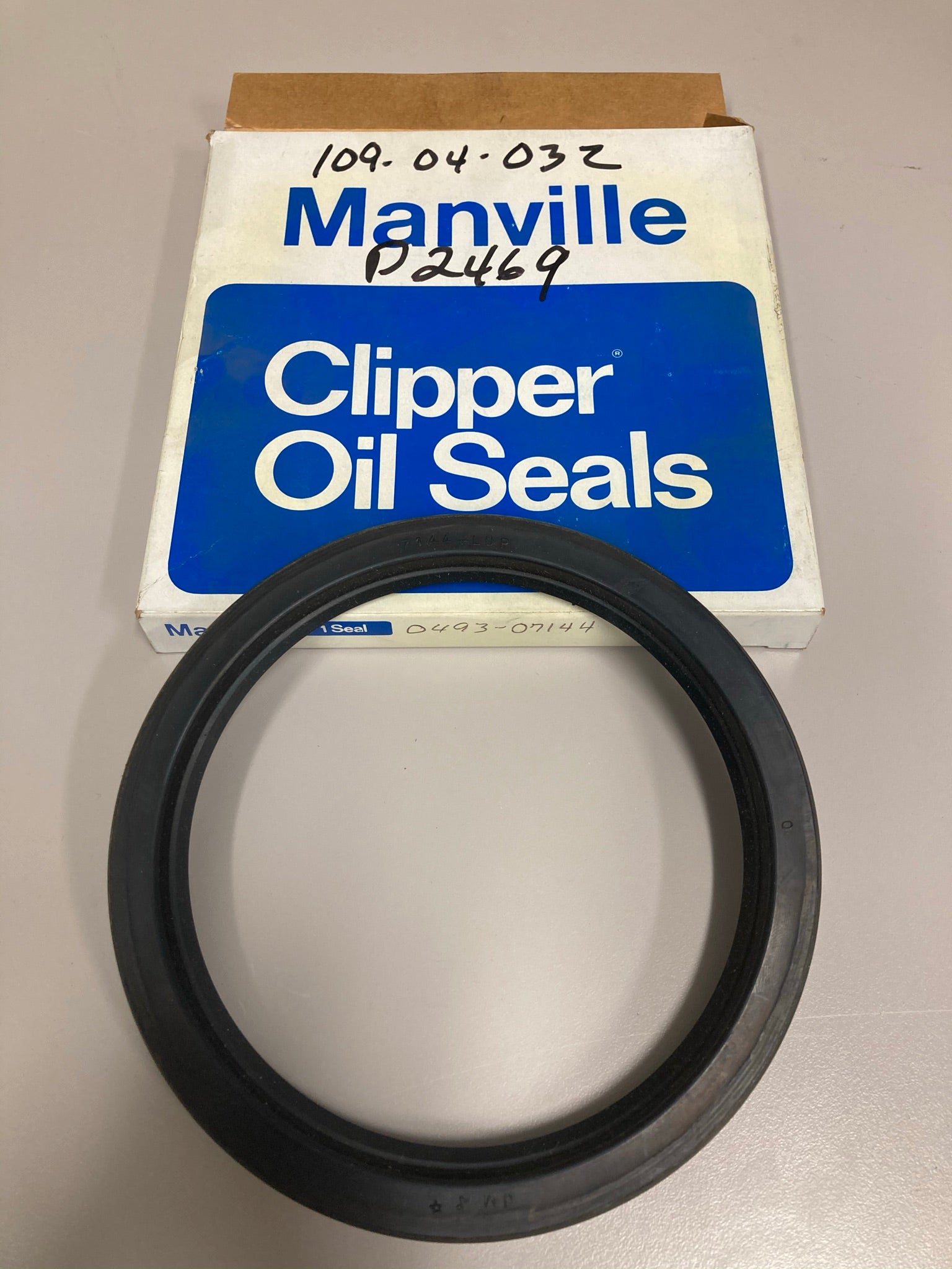 JM Clipper Oil Seal 0493-07144