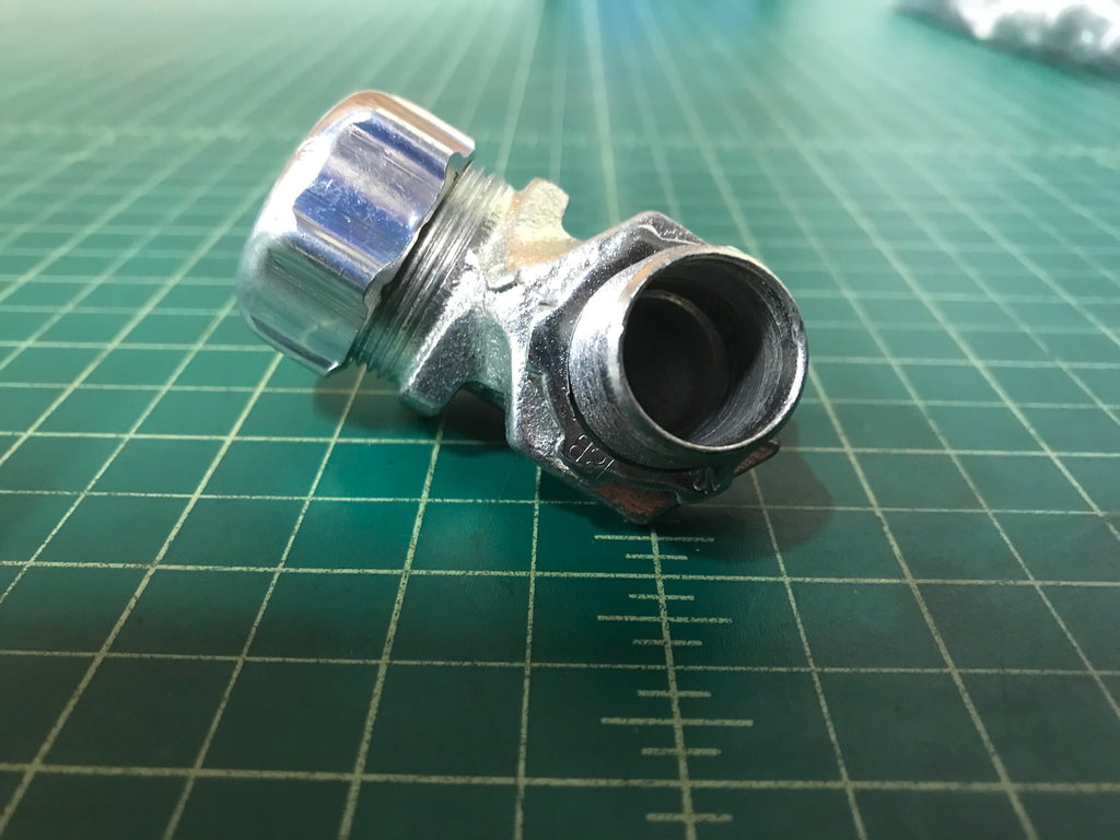 Flexible Conduit Connector - 90 degree 1/2" (Missing Pieces)