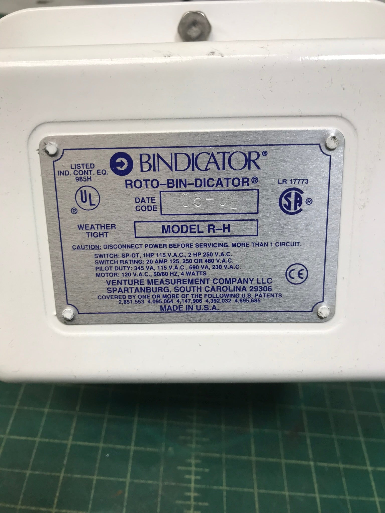 BINDICATOR, MODEL R-2