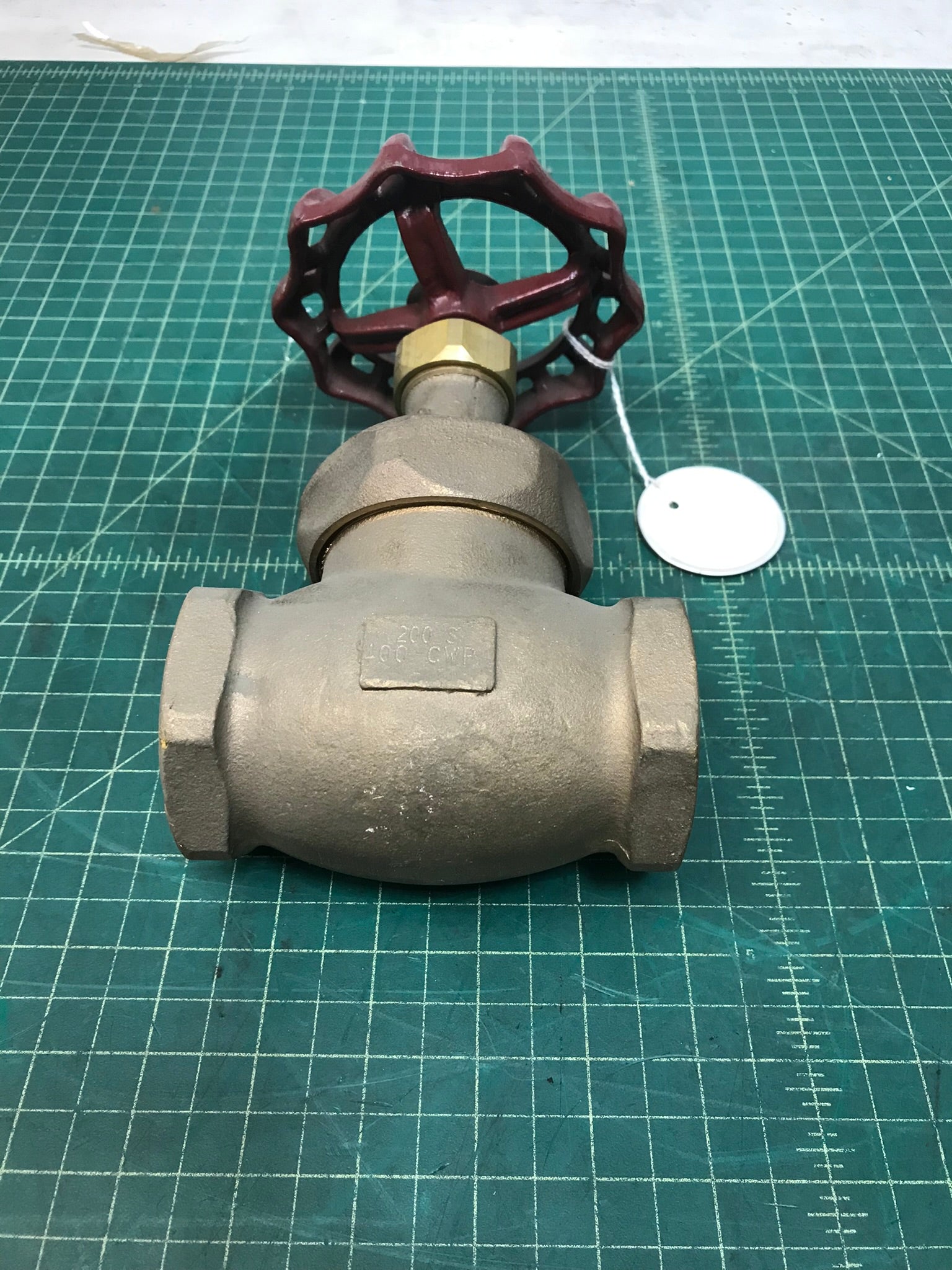 Crane Globe Valve, 1 1/2", Brass 200s