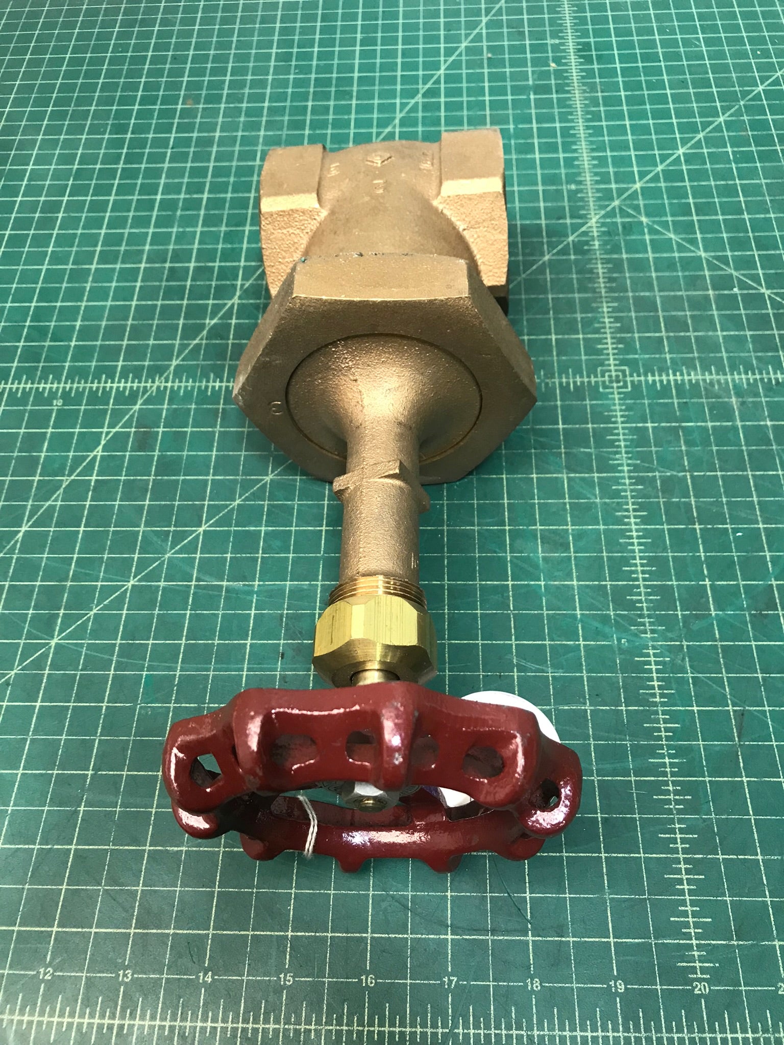 Crane Bronze Gate Valve, 2" - 250PSI