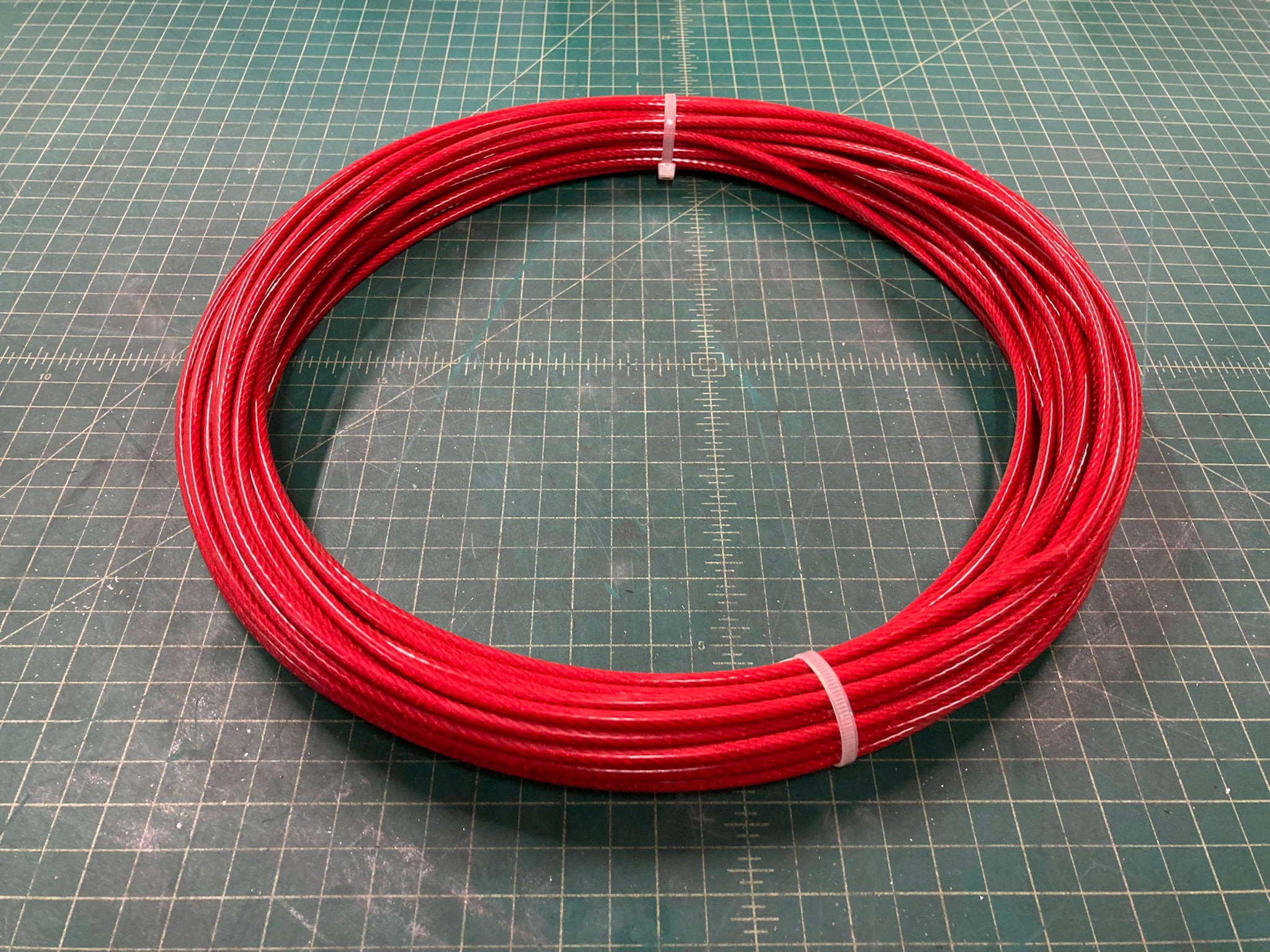 CABLE, MACARCO NYLON COVERED,100' COIL GALV STEEL, RED