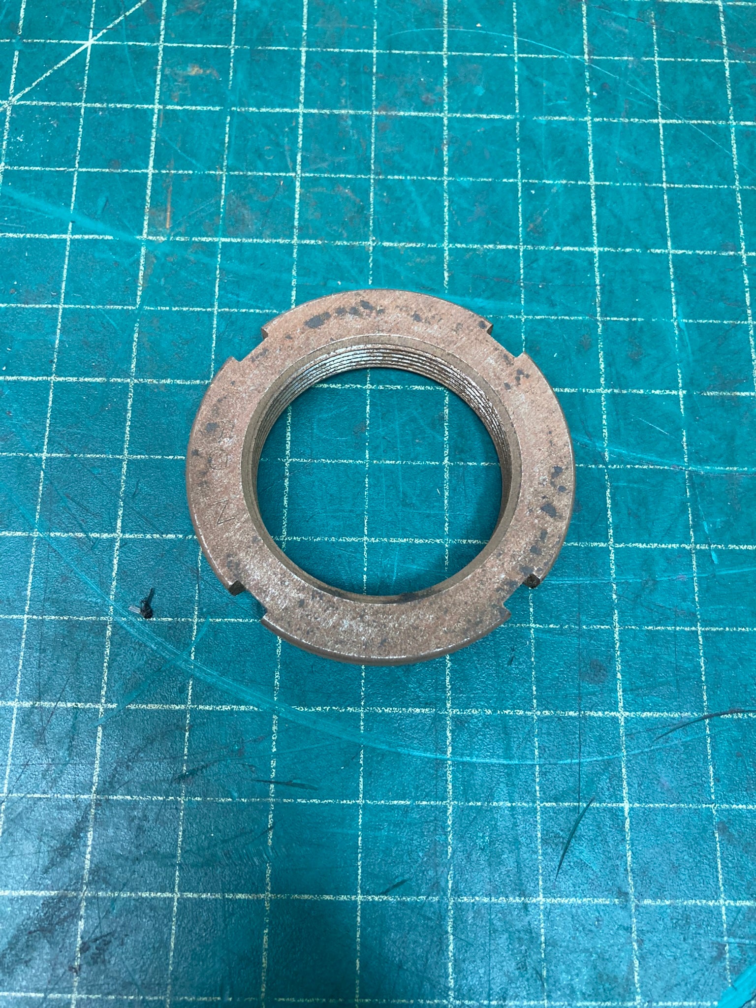 Locknut, RH #8 OB Bearing Shaft