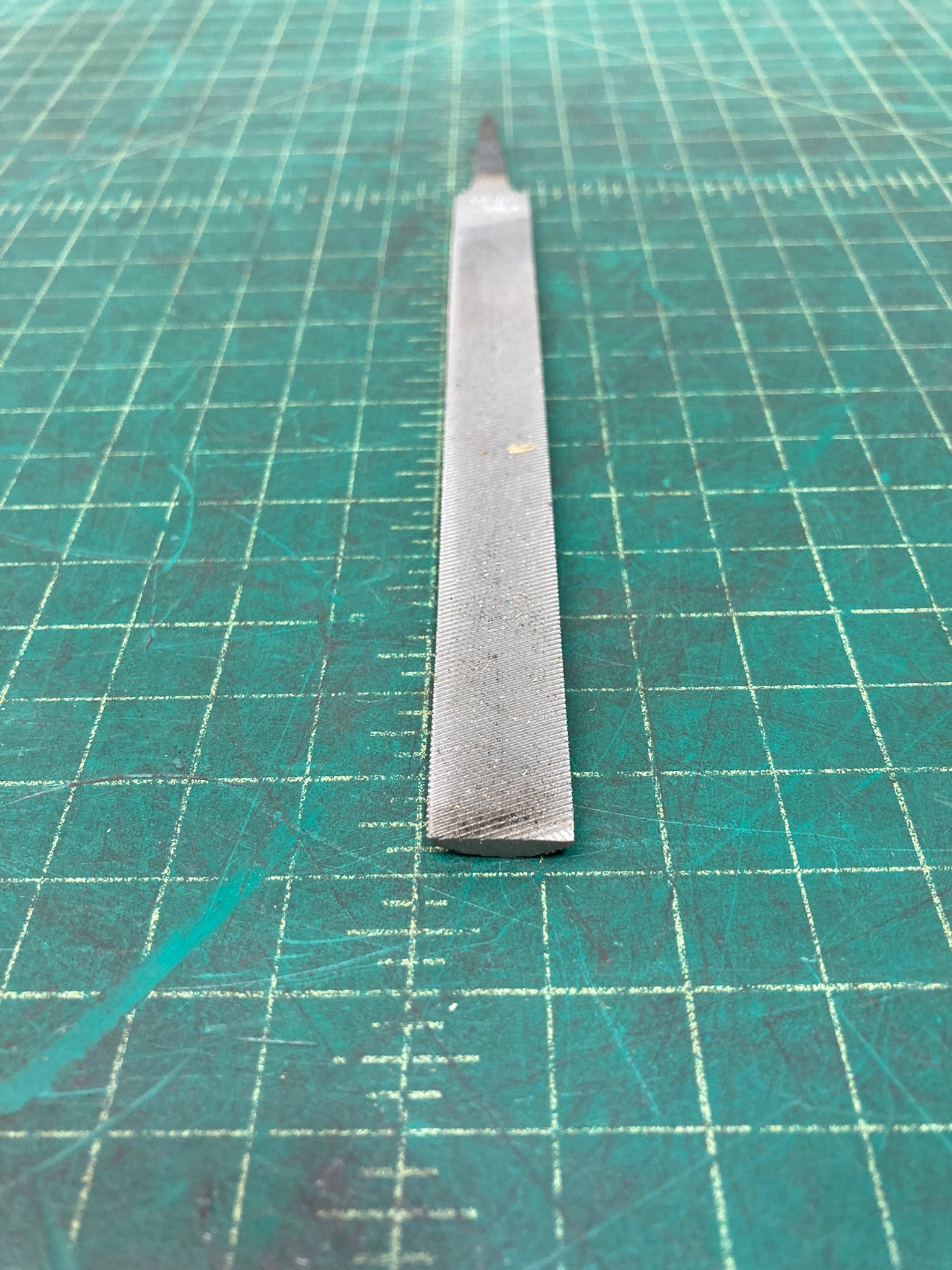 File, Bastard Half Rd, 8" Length