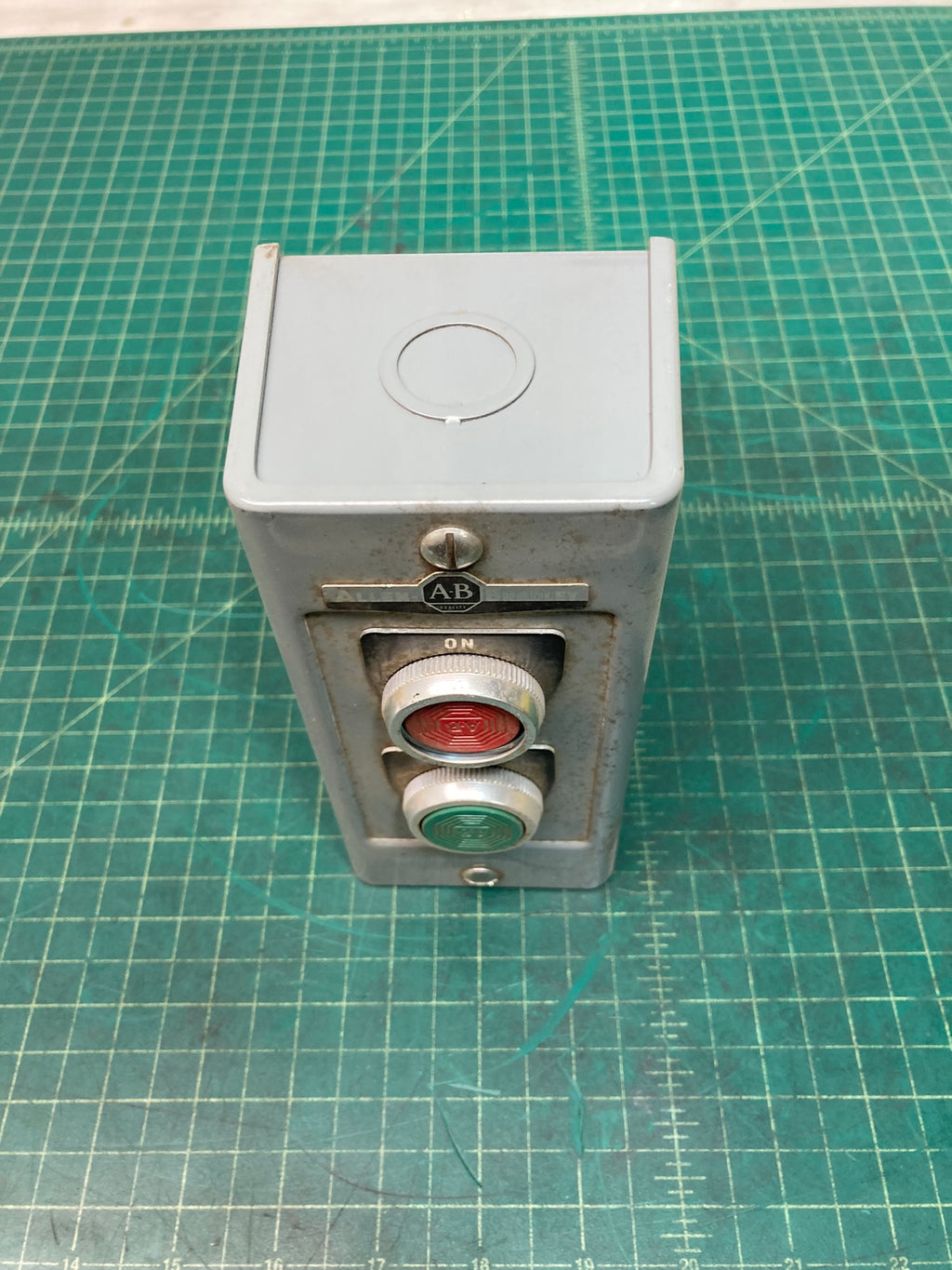 Allen Bradley FKB16A Push button switch