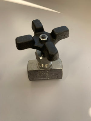 Apollo Globe Valve 1/4"