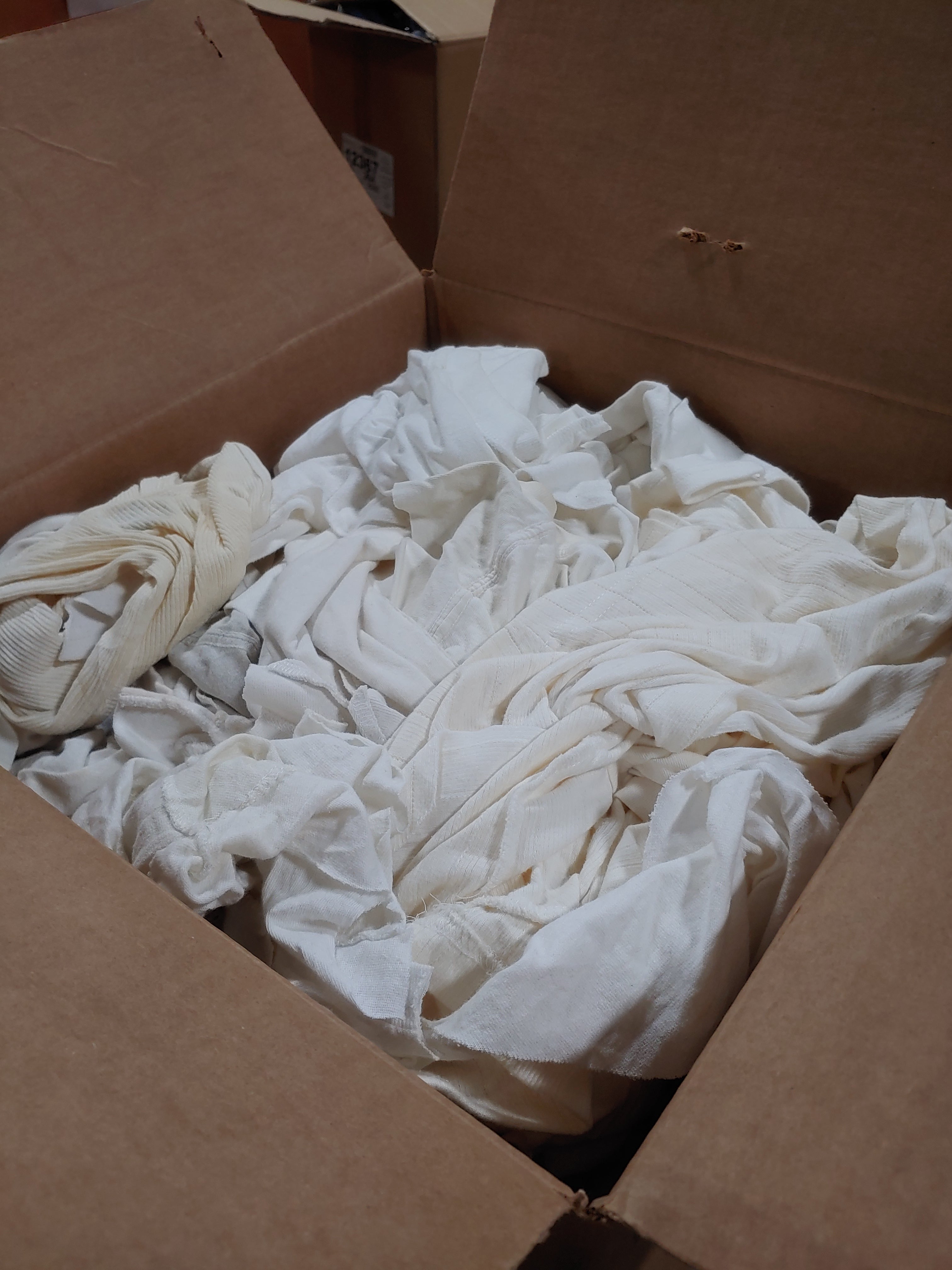 White Cotton Cut Rags, 25 Lb. Box – flyoffthetruck.com